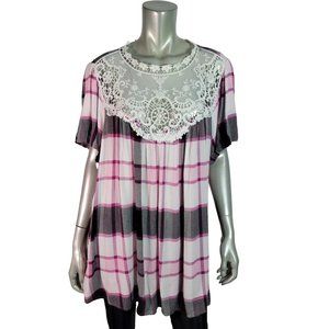 Torrid Top Plus Size 3X Plaid Lace Crochet Crew Neck Short Sleeve‎ Casual Pink